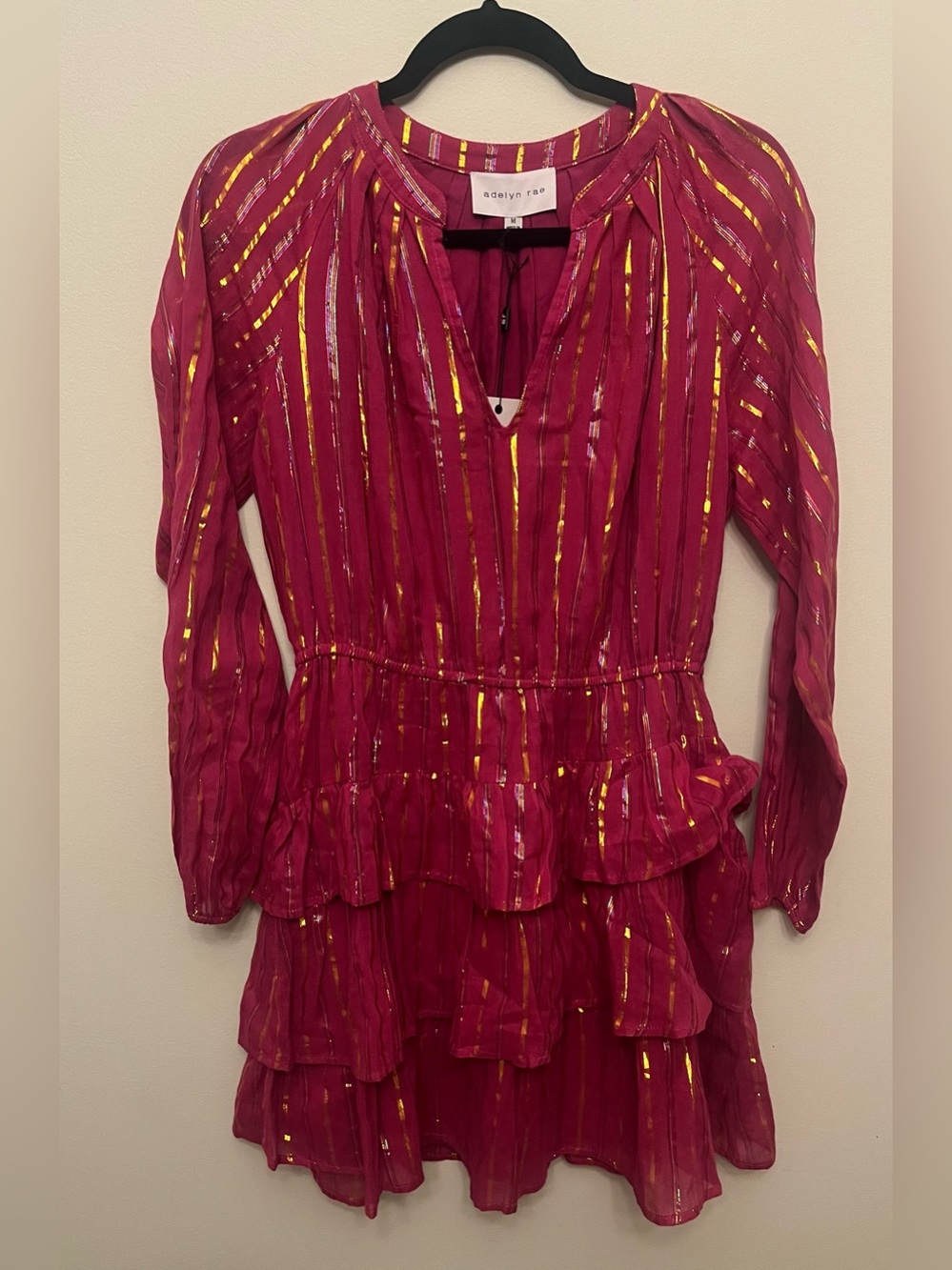 NWT Adelyn Rae Hillary Ruffle Long Sleeve Dress Women's Size Medium Maroon Gold